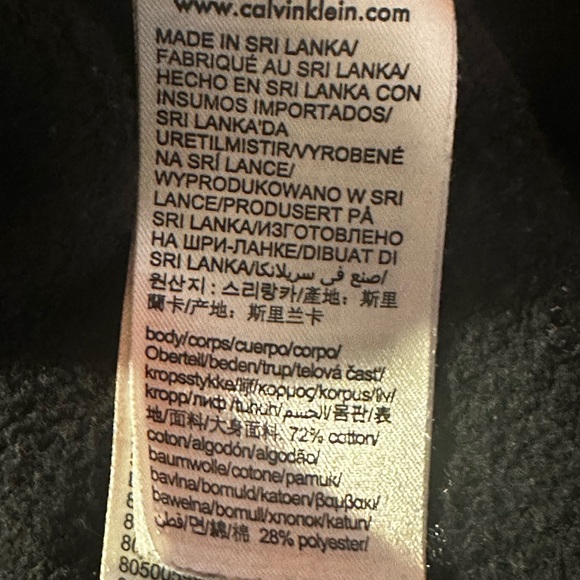 Blk Calvin Klein sweat shorts size large - Picture 3 of 4